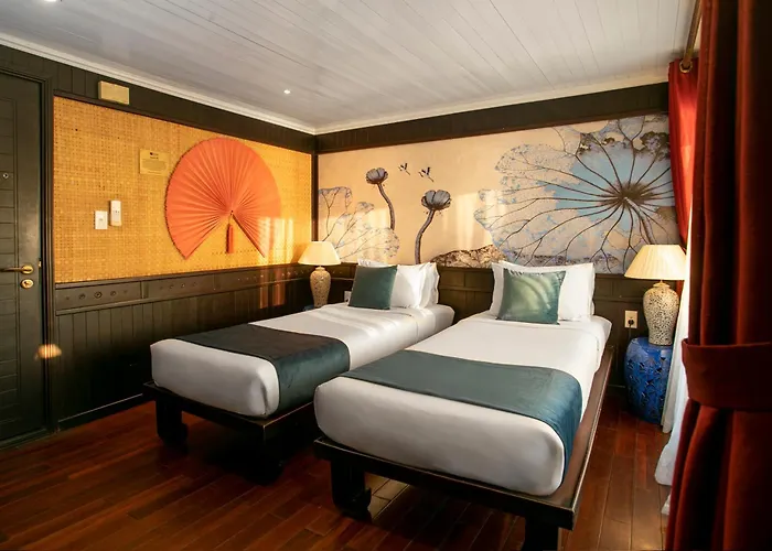 Private Bhaya Legend Cruise  5*