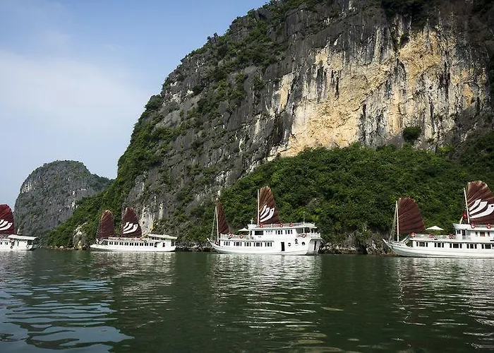 Private Bhaya Legend Cruise 5* Ha Long