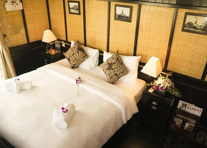 Private Bhaya Legend Cruise 