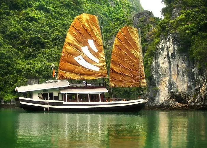 Private Bhaya Legend Cruise 5* Ha Long