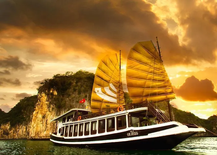 Private Bhaya Legend Cruise 5*